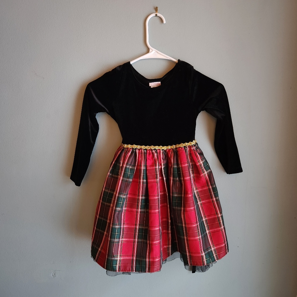 Youngland girls size 5 long velvet sleeve Christmas dress